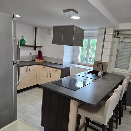 Jolie Maison De Village